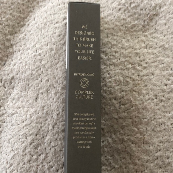 🎄Brush🎄 - Picture 2 of 2